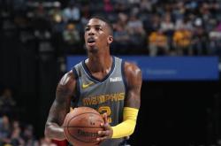 九游娱乐-西亚卡姆关键节点逆转，老鹰带队取胜！的简单介绍